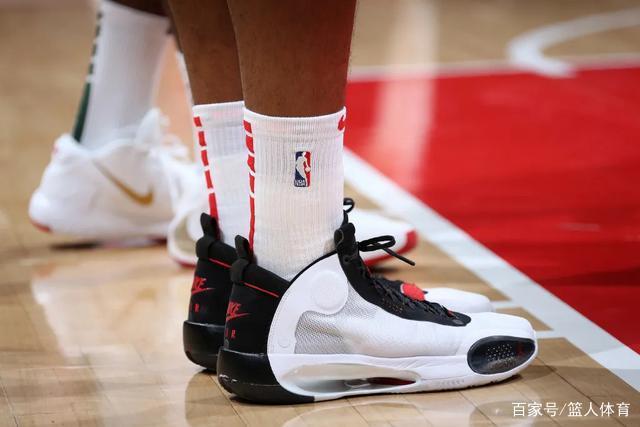 一张号码布，撬动大消费